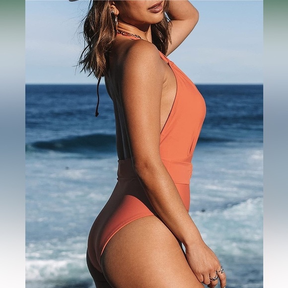 Cupshe Orange Halter Tie One-piece Swimsuit. #1 - Picture 4 of 13